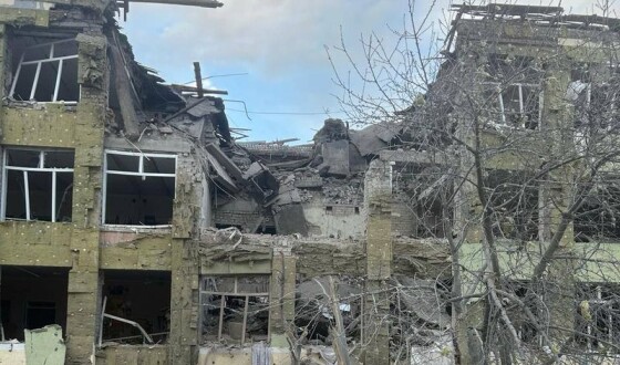 На Харківщині окупанти розбомбили школу