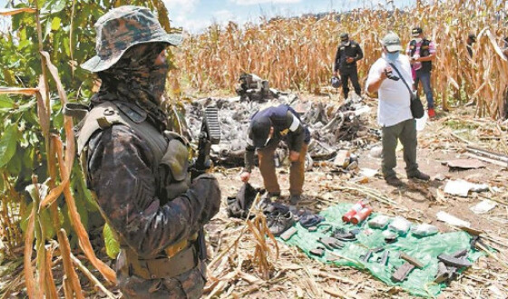 Викрадений в Мексиці літак розбився в Гватемалі з вантажем наркотиків