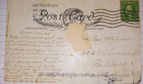 Жінка отримала відправлену 100 років тому листівку