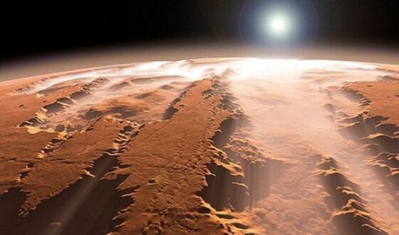 На Марсе найдено озеро с водой в жидком состоянии