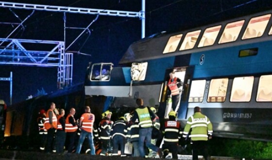 Через зіткнення поїздів в Чехії постраждали десятки людей