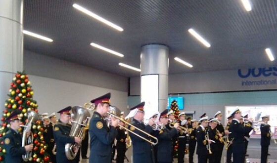 Україна вшановує пам&#8217;ять героїв Донецького аеропорту ВІДЕО
