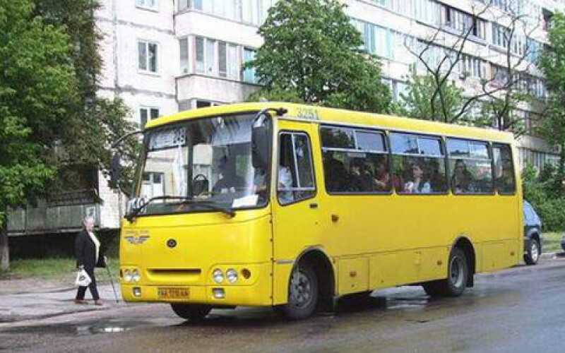 В Киеве из автобуса выгнали ребенка с инвалидностью