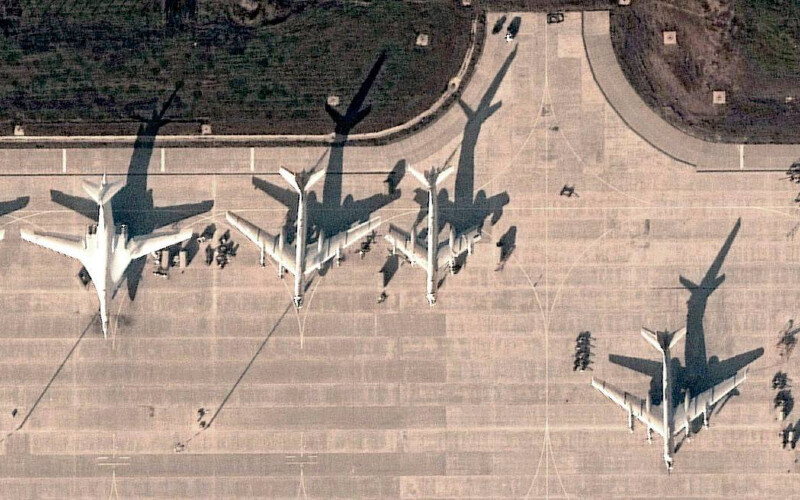 Російські Ту-95 з &#8220;Енгельсу-2&#8221; знайшлися на летовищі &#8220;Оленья&#8221;