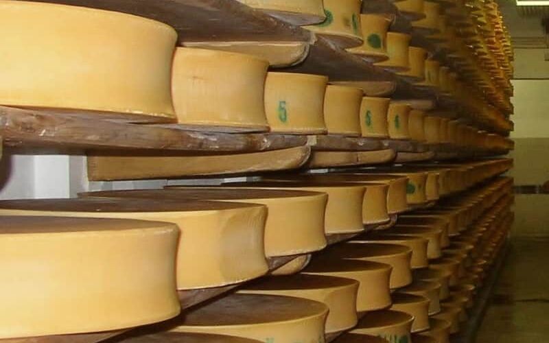 Уряд США зберігає під землею понад 600 мільйонів кілограмів сиру