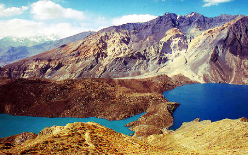 Природна бомба: таджицьке озеро загрожує чотирьом країнам