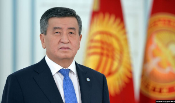 Президент Киргизстану прийняв рішення піти у відставку