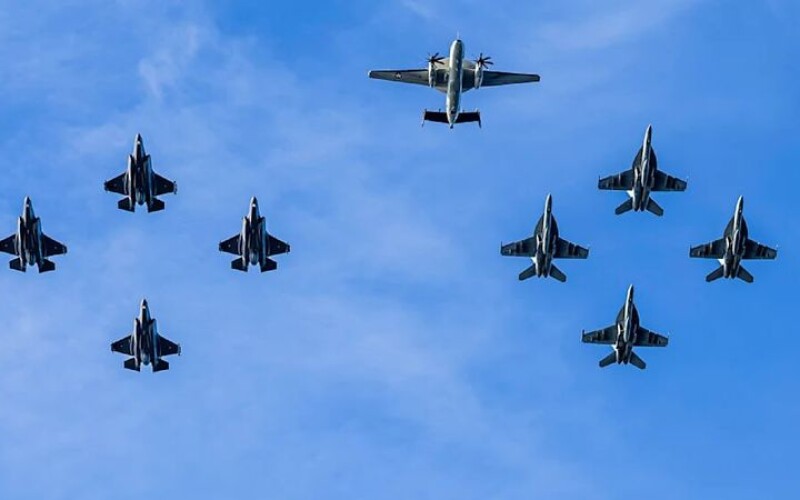 США стягує армію до кордонів Венесуели