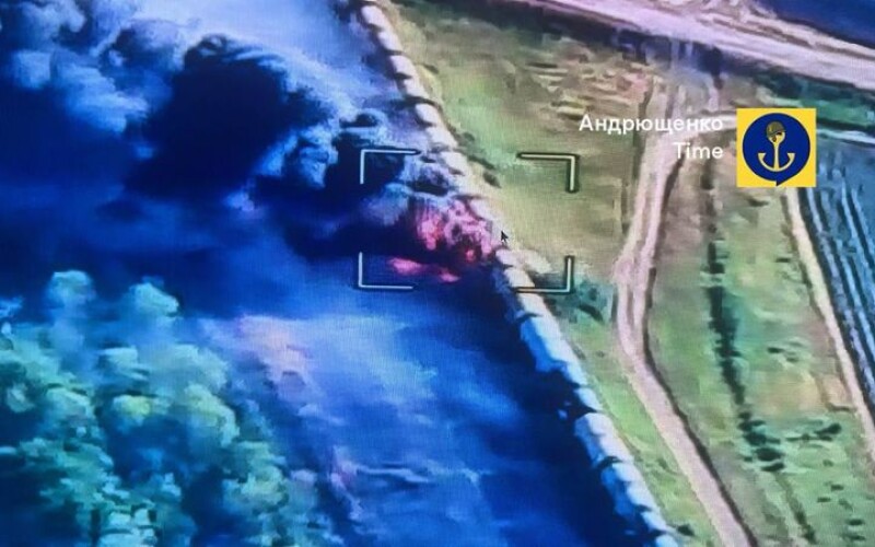 Під Токмаком горить російський ешелон з паливом