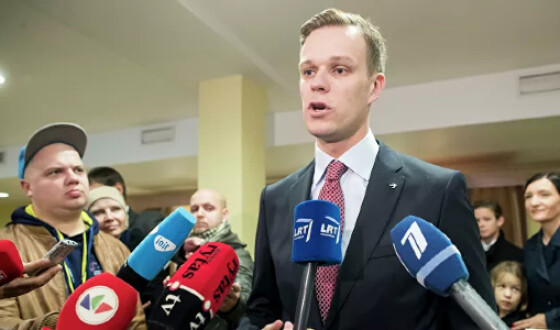 Глава МЗС Литви готовий піти у відставку через скандал