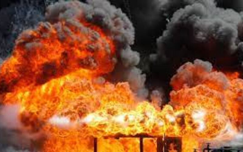 Троє людей загинули внаслідок вибуху на газопроводі Уренгой-Помари-Ужгород