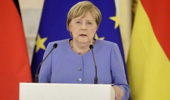 Меркель пояснила, чому відмовляється приймати участь у &#8220;Кримській платформі&#8221;