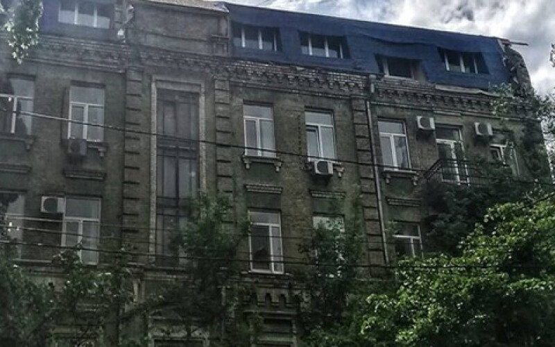 Киевлянин решил незаконно построить на чердаке дома 8 квартир