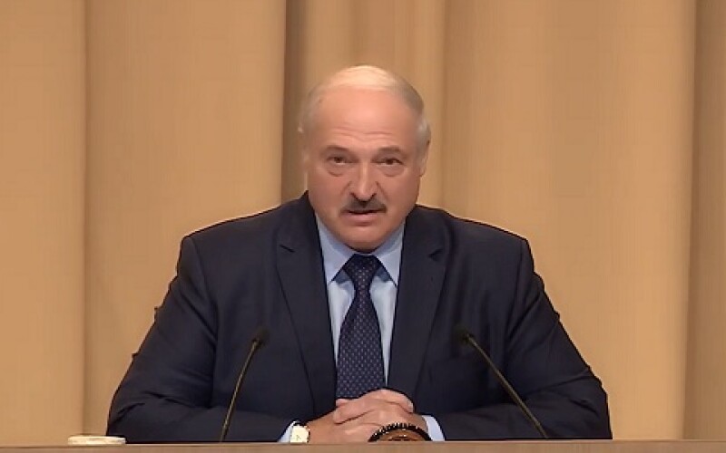 Лукашенко назвав двох можливих кандидатів у президенти Білорусі