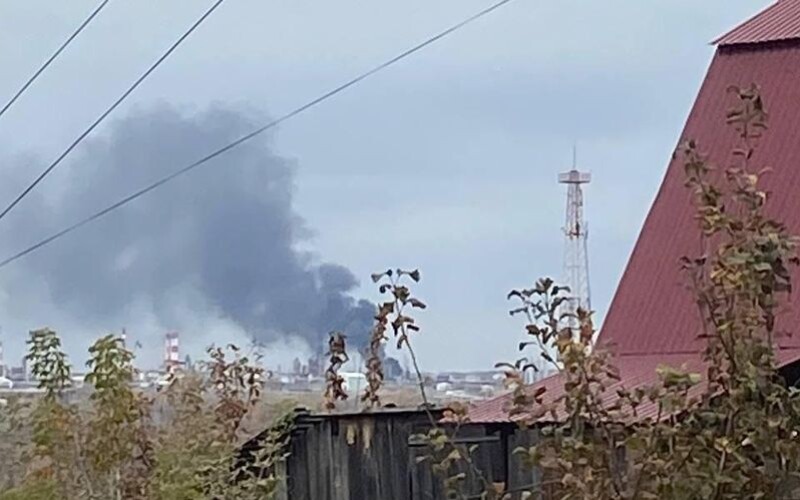 Ударні дрони знову атакували НПЗ в Уфі