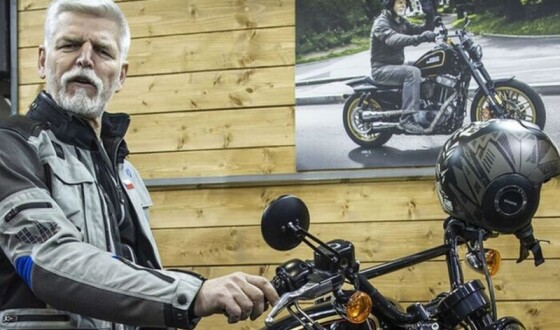 Президент Чехії Петр Павел отримав травми під час їзди на мотоциклі