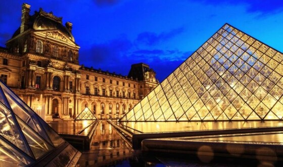 У Франції затримали ще чотирьох підозрюваних у пограбуванні Лувру