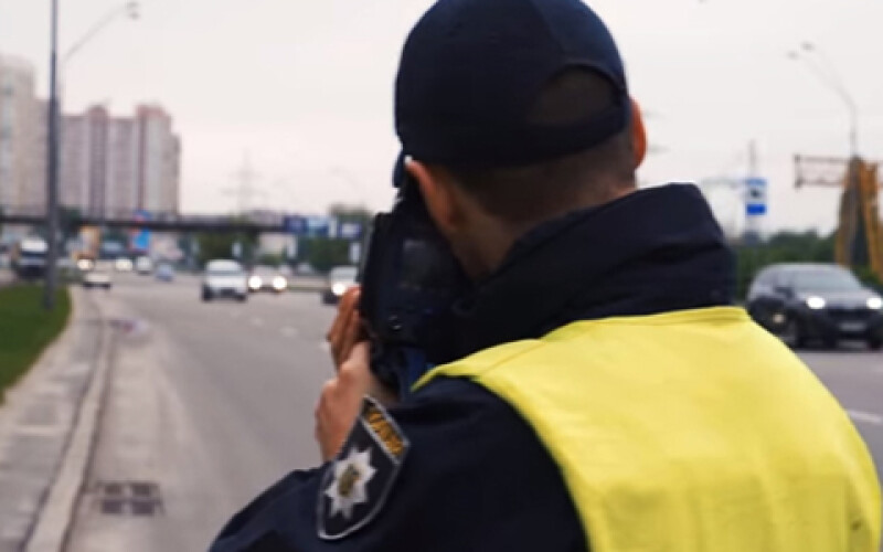 В Україні понад 100 тисяч водіїв порушили швидкісний режим з початку року