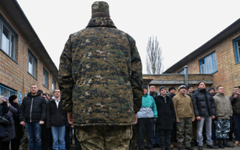 В Україні можуть скасувати призов на строкову службу в армію