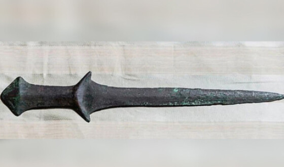 Ученые обнаружили самый старый меч в мире