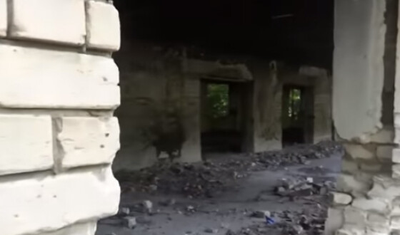 В Запорожье спасли малыша, которого нашли в руинах заброшенного здания