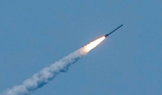 Окупанти завдали удару ракетами Х-22 по місту Кременчук