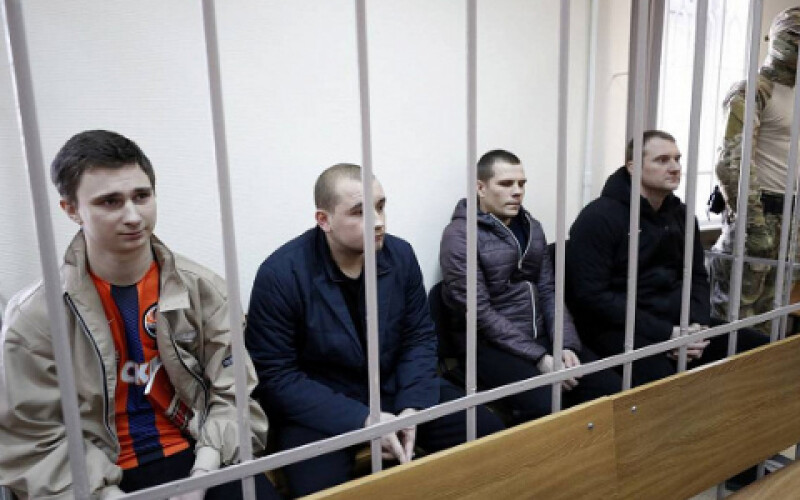 Київ анонсував звільнення затриманих Росією моряків