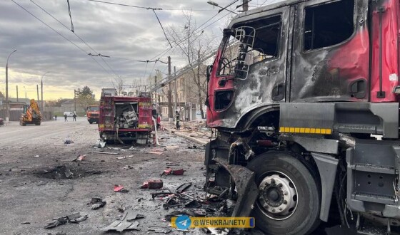 У Харкові загинули рятувальники в пожежних машинах