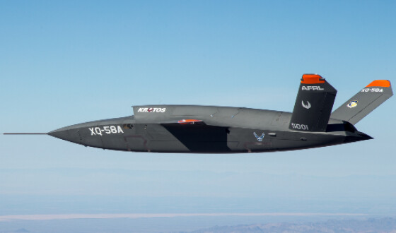 США замінять F-16 на безпілотники Skyborg