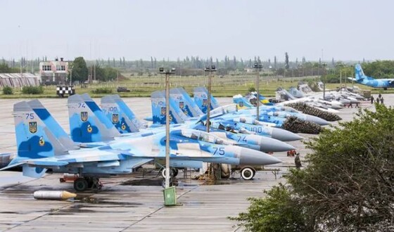 У Миргороді ракетною атакою по військовому аеродрому пошкоджено військові літаки