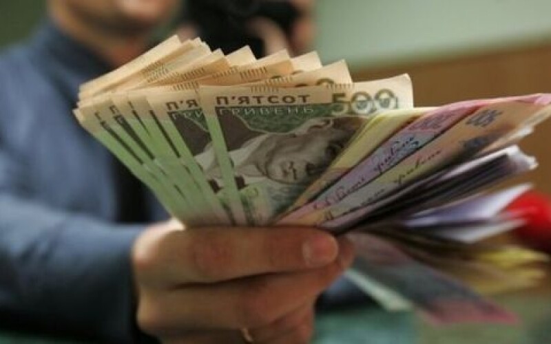 В мае украинцы могут столкнуться с невыплатой зарплат