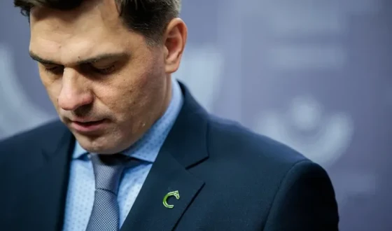 Міністр культури Литви пішов у відставку після питання про Крим