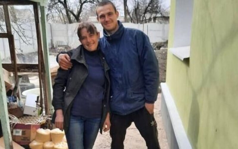 На Луганщині російські окупанти обстріляли волонтерів