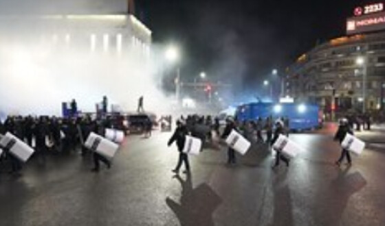 Протестувальники в Алма-Ати захопили будівлю міської адміністрації