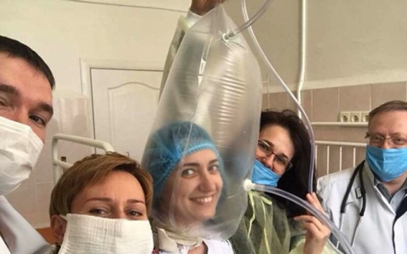 В Україні почали рятувати хворих на SARS CoV-2 методом з 2000-х років