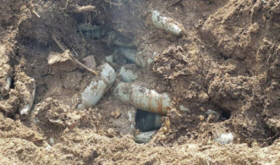 На Луганщині виявили схрон із великокаліберними засобами ураження
