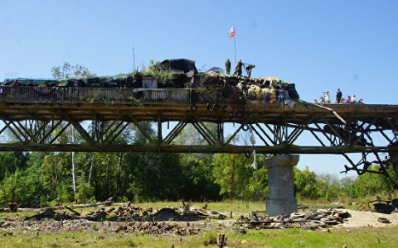 За відновленням мосту в Станиці Луганській стежитимуть через веб-камеру