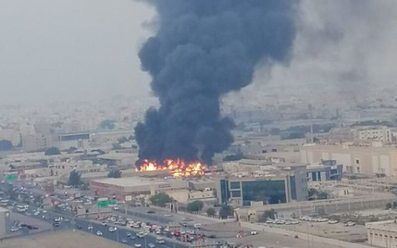 В ОАЕ дотла згорів великий ринок, з сусідньої лікарні евакуювали пацієнтів