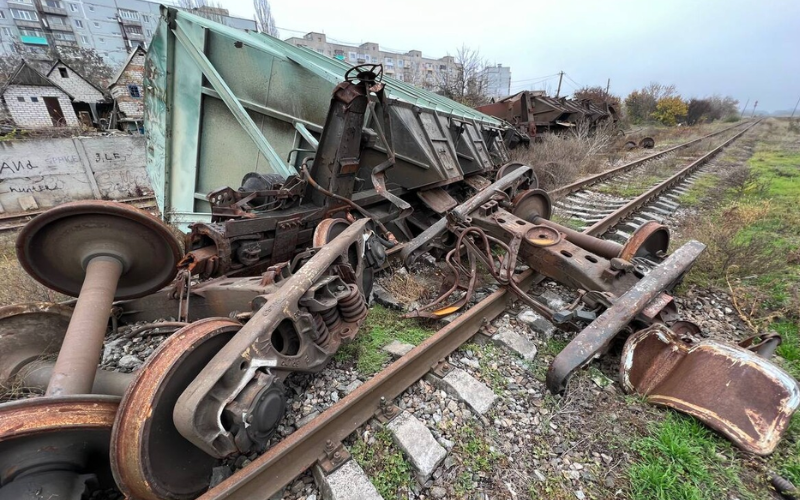 У Києві та області пошкоджено залізничну інфраструктуру внаслідок нічної атаки РФ