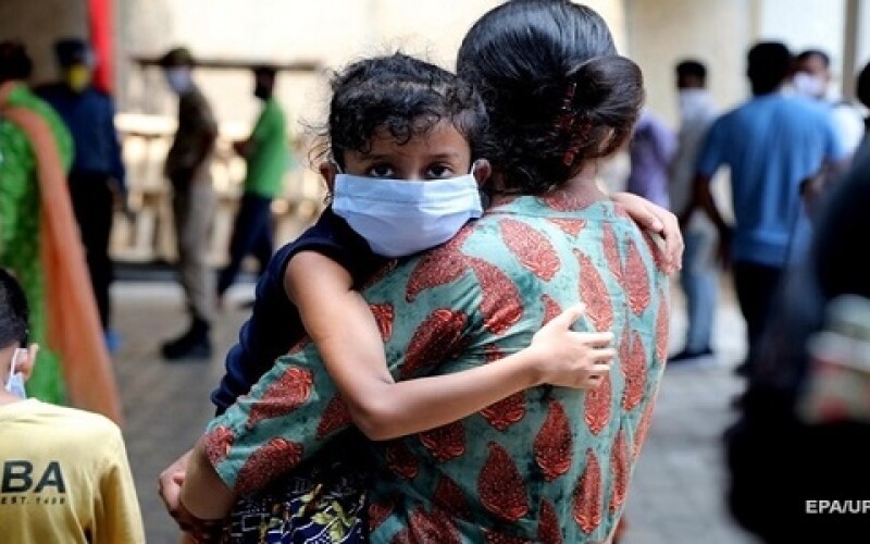 В Індії чоловік помер від невідомої хвороби, ще 315 госпіталізовані