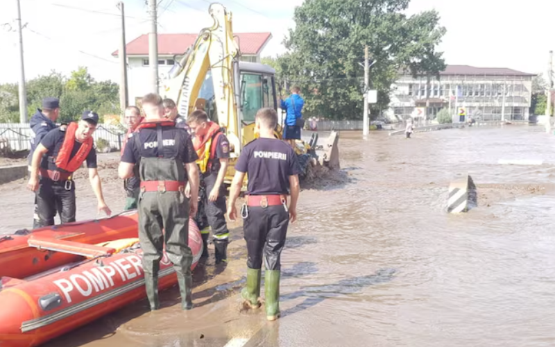 Внаслідок повеней у Румунії загинуло четверо людей