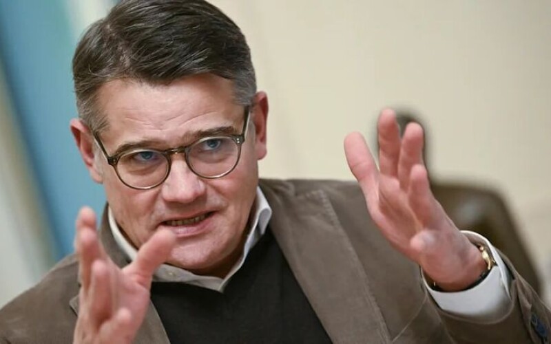 У Німеччині держслужбовці не роблять внесків до пенсійного фонду