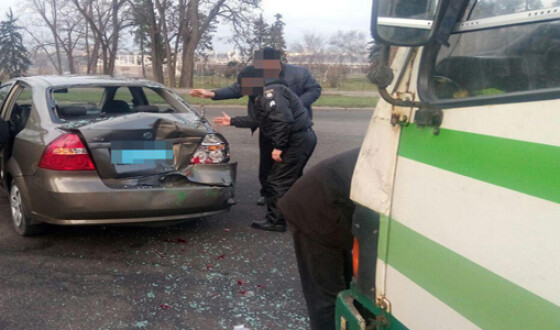 ДТП в Запорожье: автобус столкнулся с легковушкой