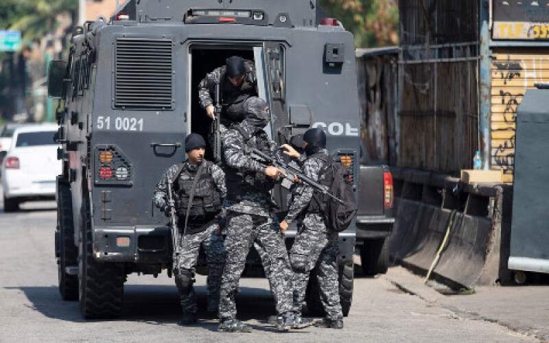 Число жертв поліцейської операції в Ріо-де-Жанейро зросла до 28 осіб