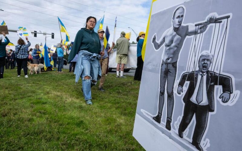 На Алясці в центрі Анкоріджа відбувається мітинг