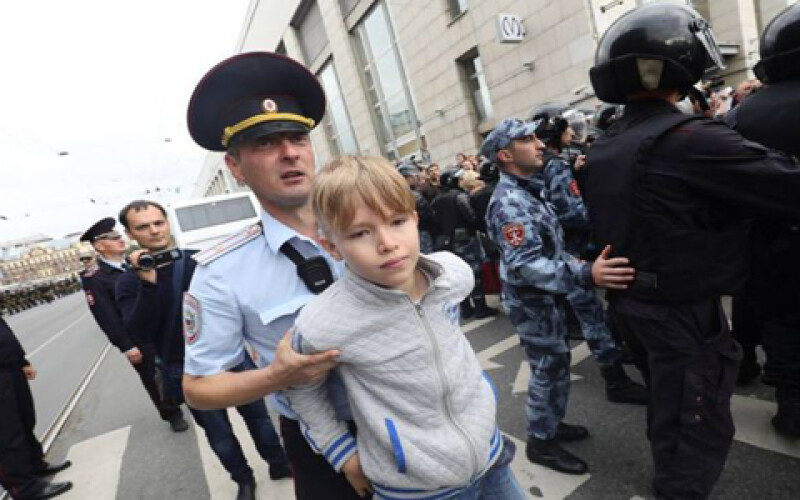 На акциях протеста по всей РФ задержали 839 человек