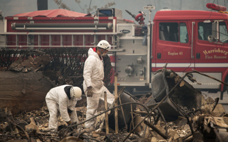 Число жертв пожаров в Калифорнии продолжает расти
