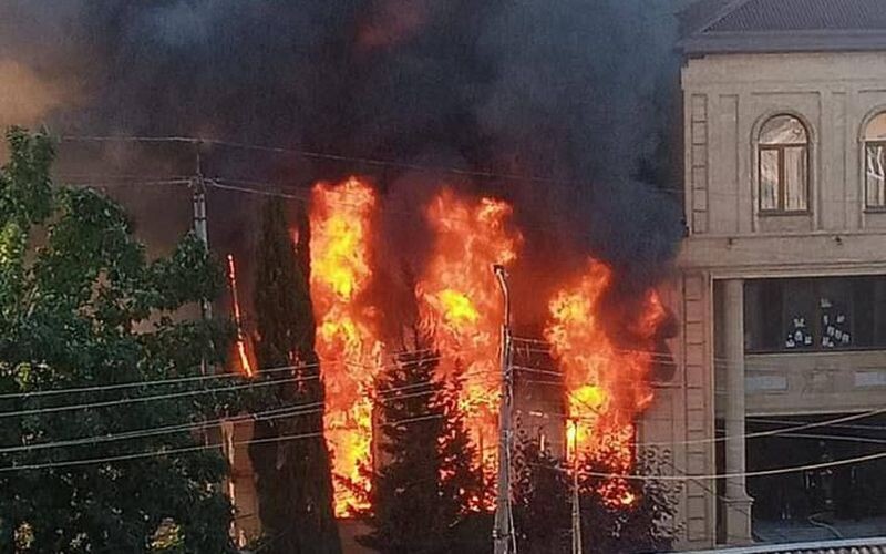 У Дагестані невідомі бойовики обстріляли синагогу, церкву та поліцейських