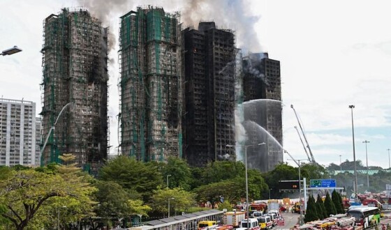 У Гонконзі назвали причину пожежі, яка призвела до загибелі людей