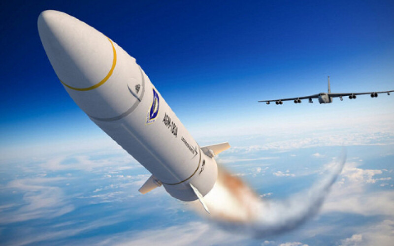 США оголосили про випробування другого ступеня двигуна гіперзвукової ракети